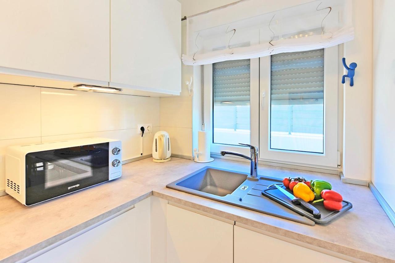 Casa Tara Three-Bedroom Holiday Home Pula Extérieur photo